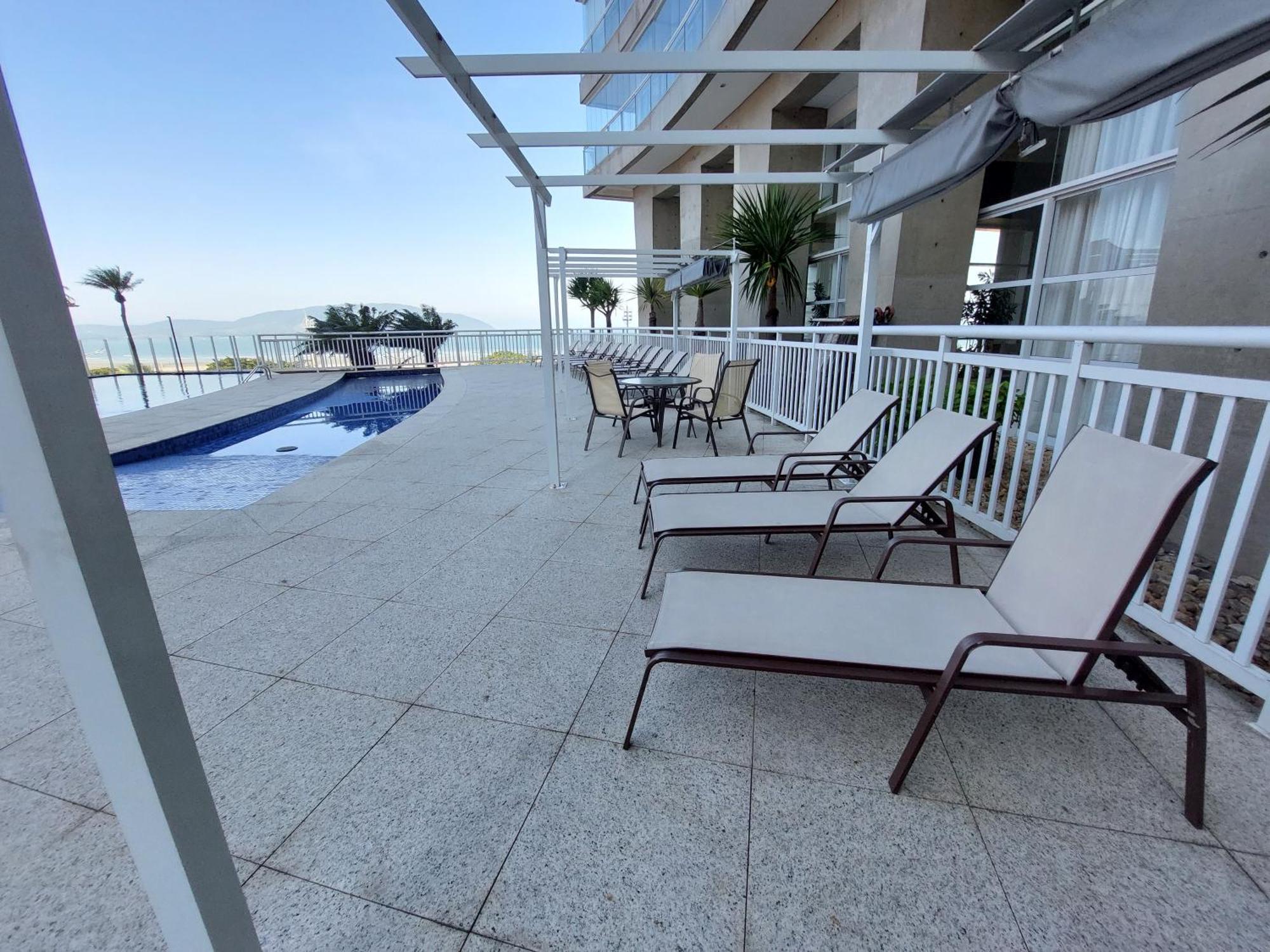 Apartamento Book - Unlimited 2012 - Sofisticação Vista Mar